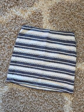 NWT LOFT Navy and White Striped Linen Blend Mini Skirt